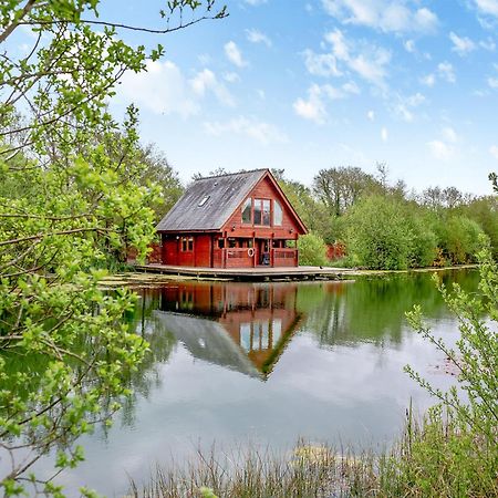 מנאי ברידג' Anglesey Lakeside Lodges מראה חיצוני תמונה