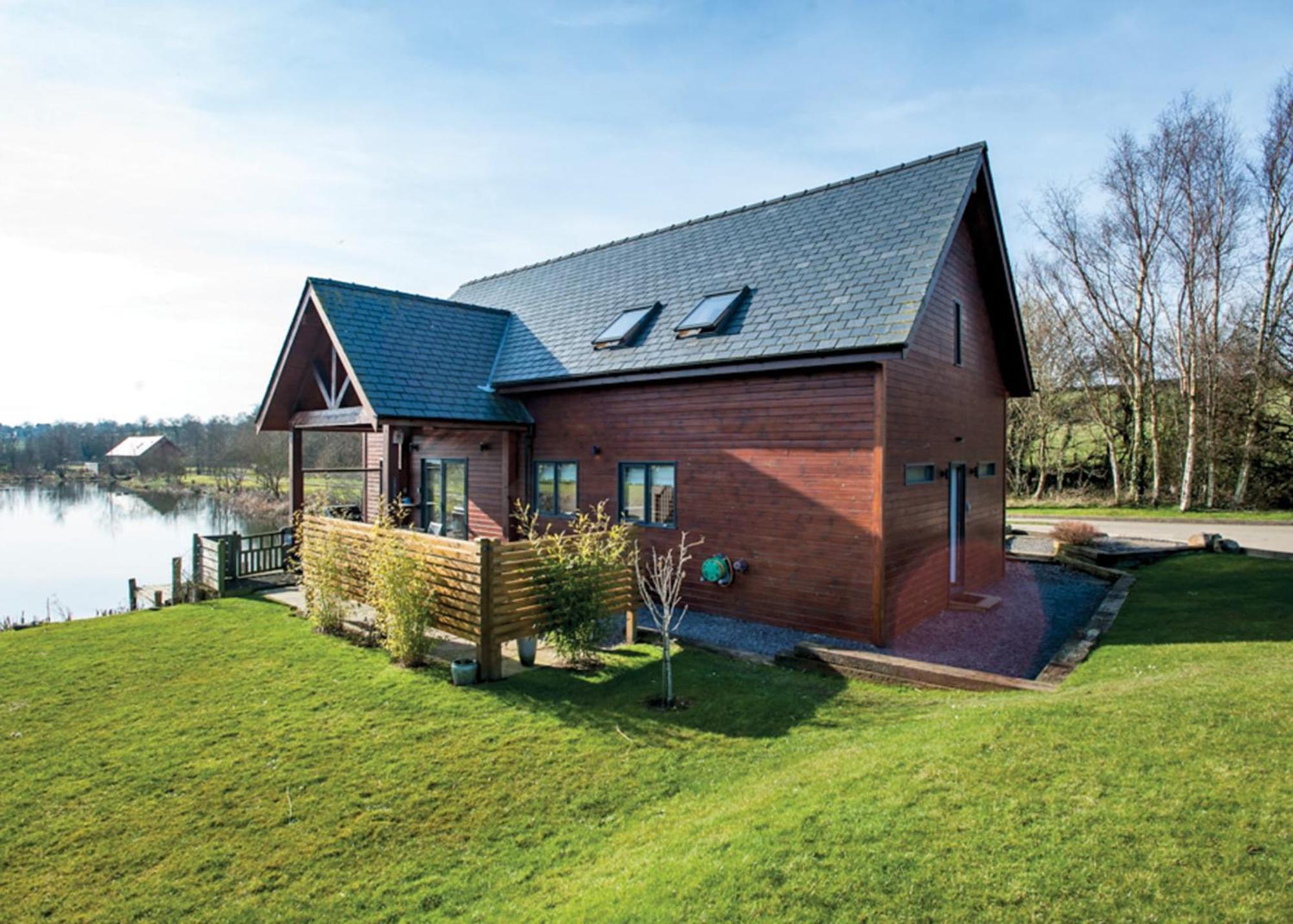 מנאי ברידג' Anglesey Lakeside Lodges מראה חיצוני תמונה
